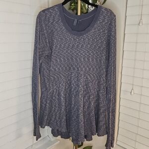 Left Of Center  Gray Long Sleeve Top